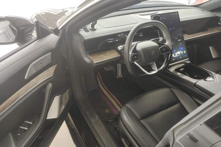 Used NETA S 2024 Pure Electric 520km Rear-Drive Lite Version Driver Seat