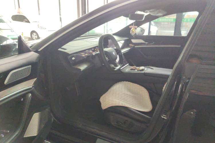 Used NETA S 2024 Range-Extended 1060 Lite Edition Driver Seat