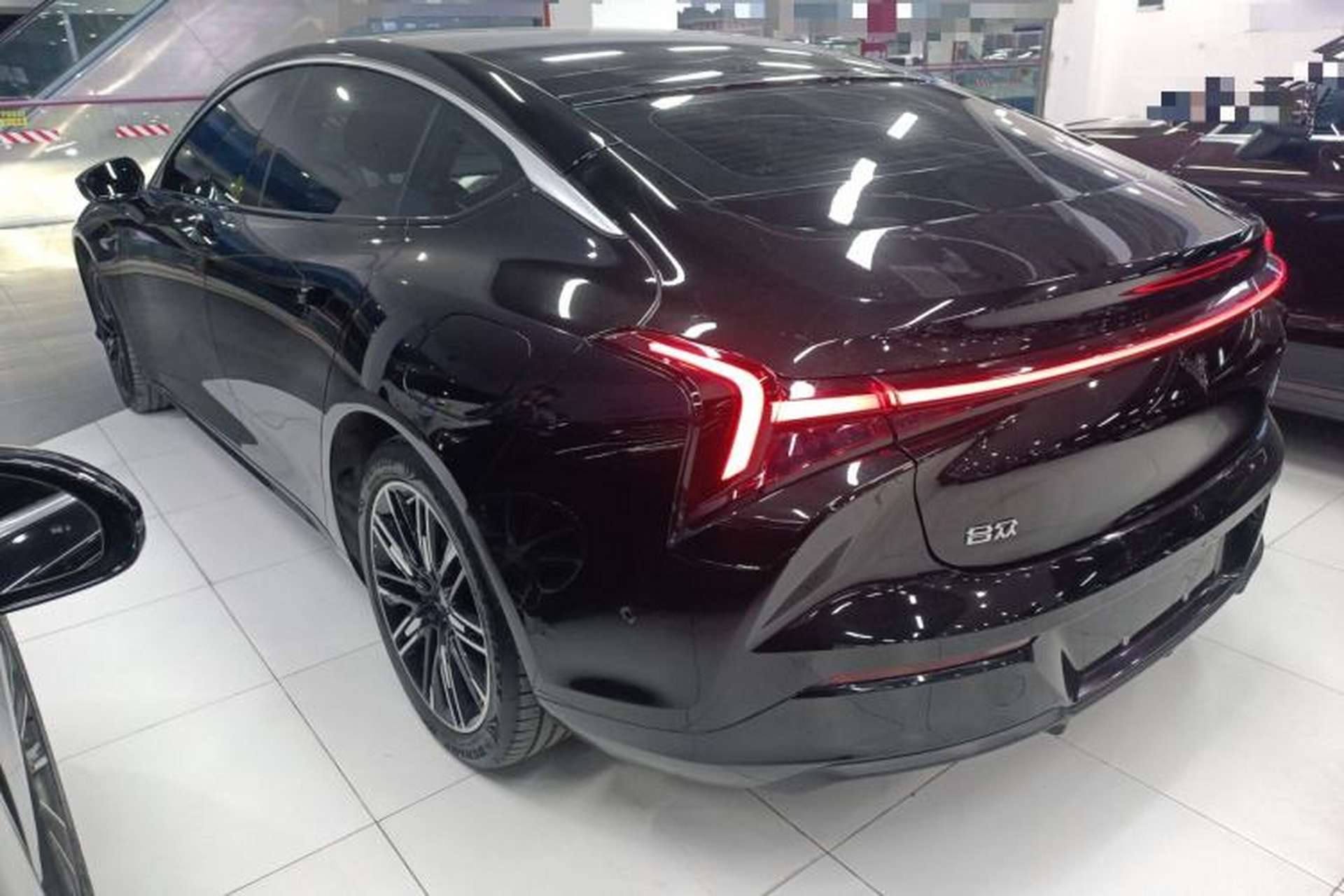 Used NETA S 2024 Revised Version Range-Extended 1060 AR-HUD Edition Exterior 3