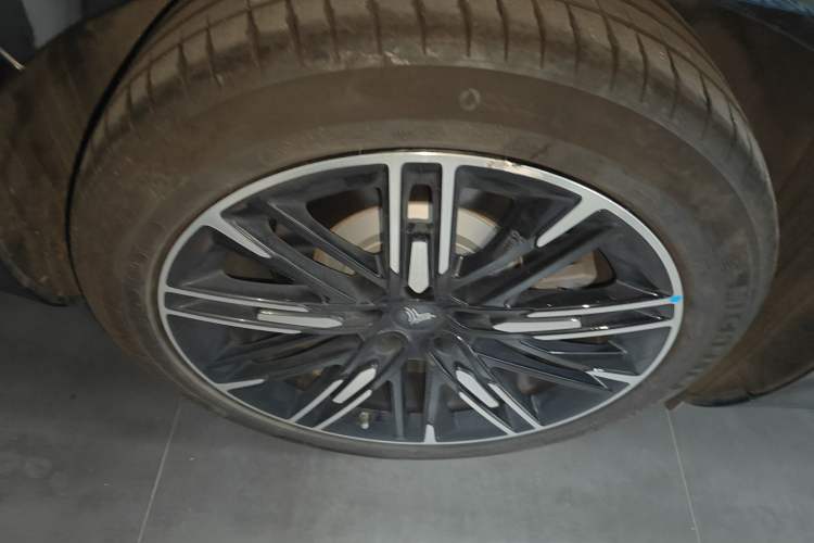Used NETA S 2024 Range-Extended 1060 Lite Edition Exterior 8