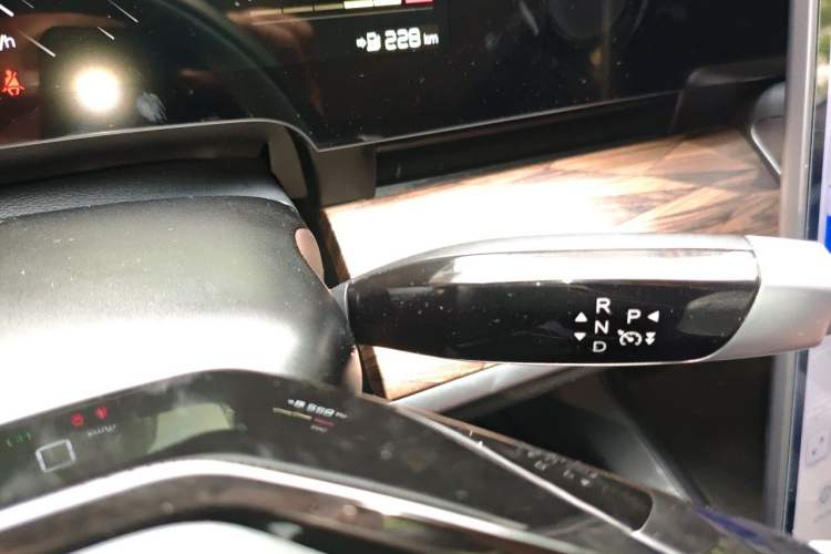 Used NETA S 2024 Pure Electric 520km Rear-Drive Lite Version Gear Lever