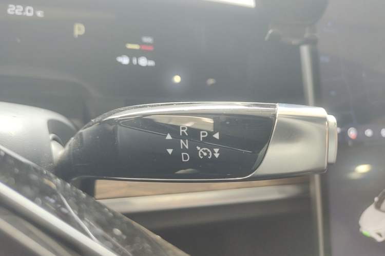 Used NETA S 2024 Pure Electric 520km Rear-Drive Lite Version Gear Lever