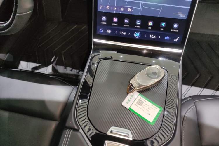 Used NETA S 2024 Range-Extended 1160 Edition Gear Lever