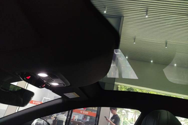 Used NETA S 2024 Range-Extended 1060 Lite Edition Headliner