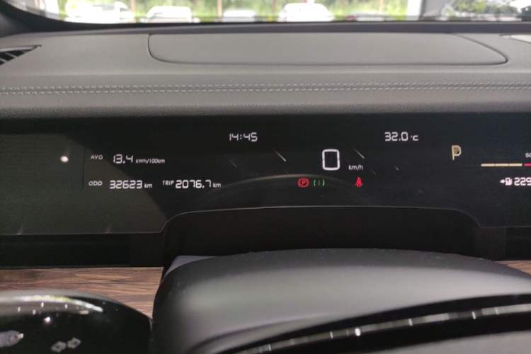 Used NETA S 2024 Pure Electric 520km Rear-Drive Lite Version Instrument Cluster