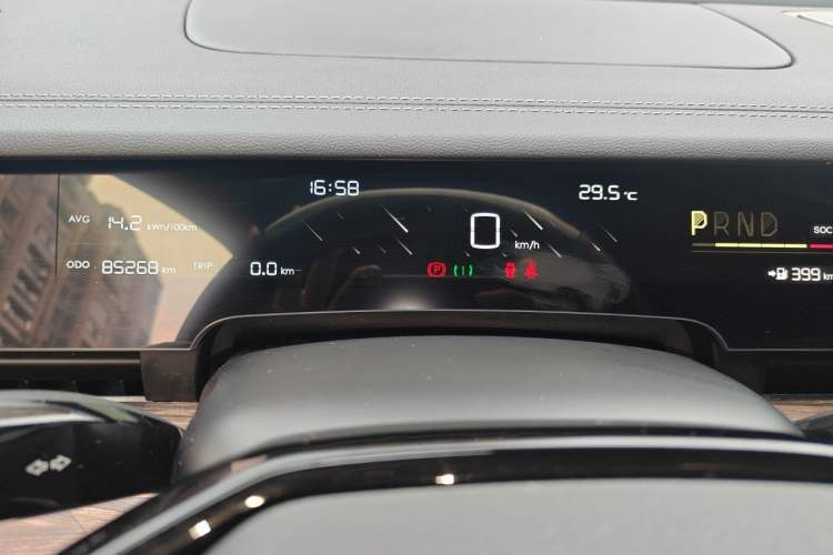 Used NETA S 2024 Pure Electric 520km Rear-Drive Lite Version Instrument Cluster