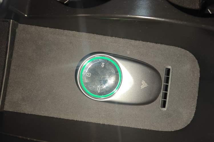 Used NETA S 2024 Range-Extended 1060 Lite Edition Interior 1
