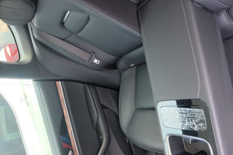 Used NETA S 2024 Range-Extended 1060 Lite Edition Interior 3