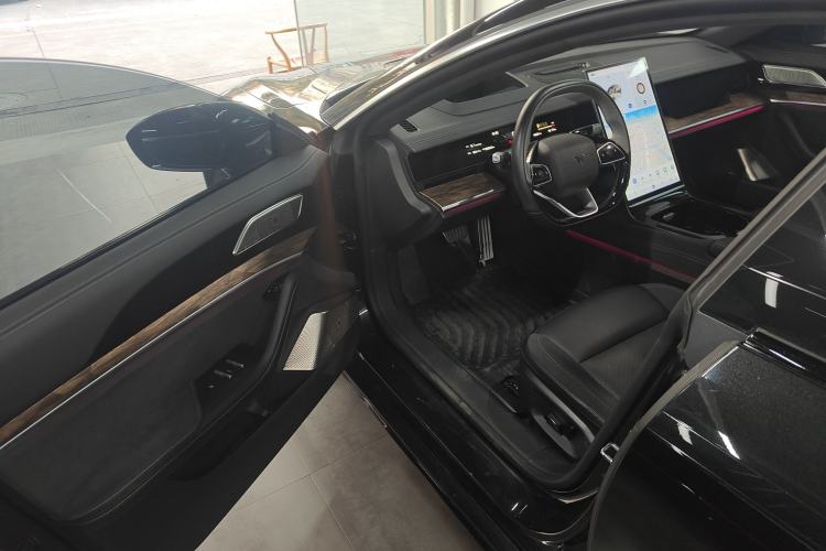 Used NETA S 2024 Range-Extended 1060 Lite Edition Interior 3