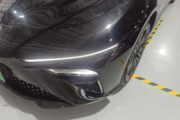 Used NETA S 2024 Pure Electric 715 New Enjoyment Edition Left Front Headlight
