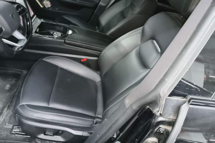 Used NETA S 2024 Range-Extended 1060 Lite Edition Left Front Seat
