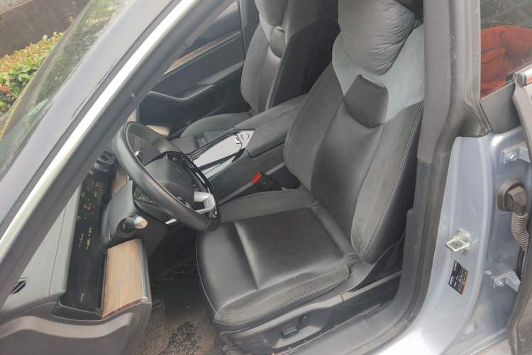 Used NETA S 2024 Extended-Range 1060 Edition Left Front Seat