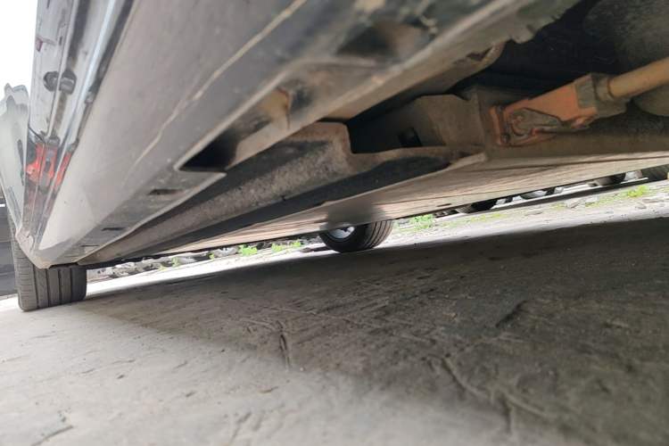 Used NETA S 2024 Range-Extended 1060 Lite Edition Left Side Sill