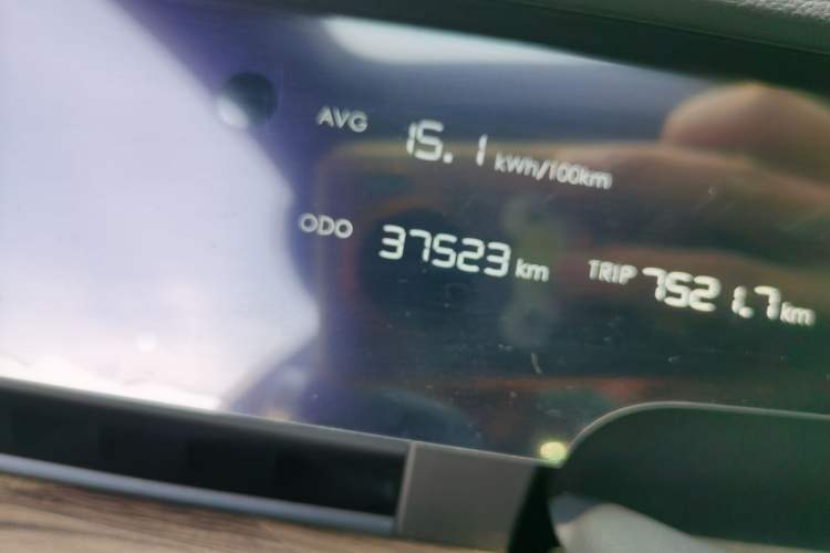 Used NETA S 2024 Pure Electric 715 New Enjoyment Edition Odometer Close Up