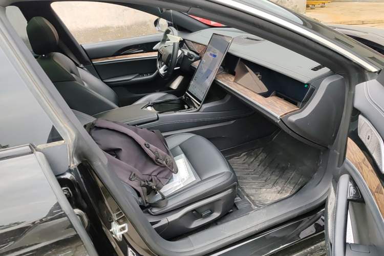 Used NETA S 2024 Range-Extended 1060 Lite Edition Right Front Seat