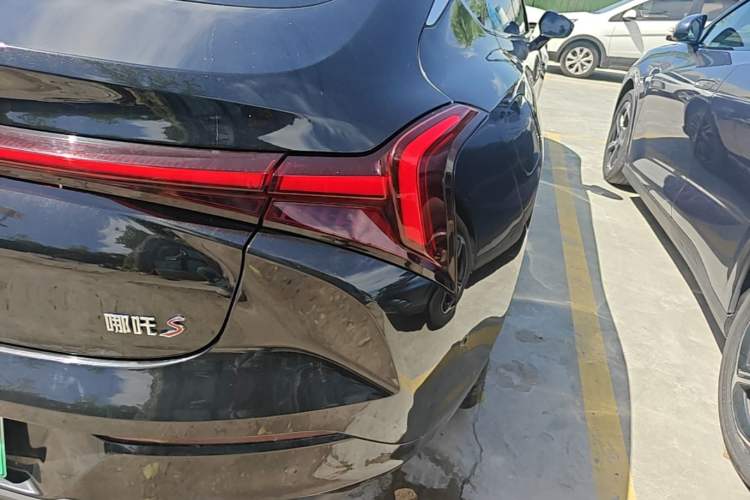 Used NETA S 2024 Range-Extended 1060 Lite Edition Right Rear Taillight
