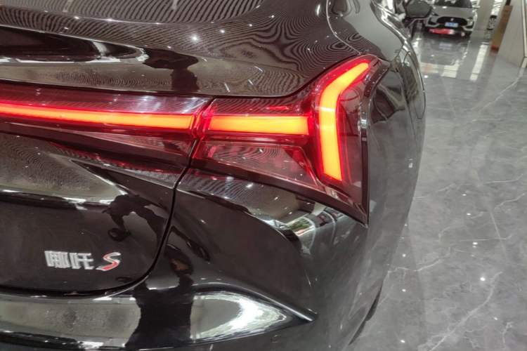 Used NETA S 2024 Range-Extended 1060 Lite Edition Right Rear Taillight