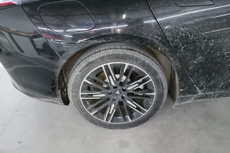 Used NETA S 2024 Range-Extended 1060 Lite Edition Right Rear Wheel Hub