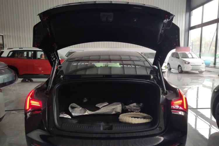Used NETA S 2024 Range-Extended 1060 Lite Edition Trunk