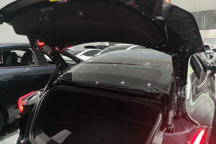 Used NETA S 2024 Range-Extended 1060 Lite Edition Trunk