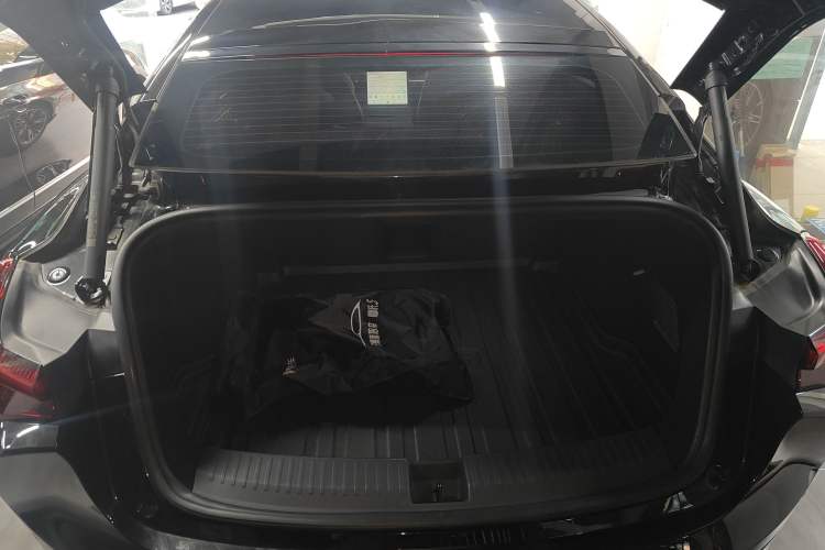 Used NETA S 2024 Range-Extended 1060 Lite Edition Trunk