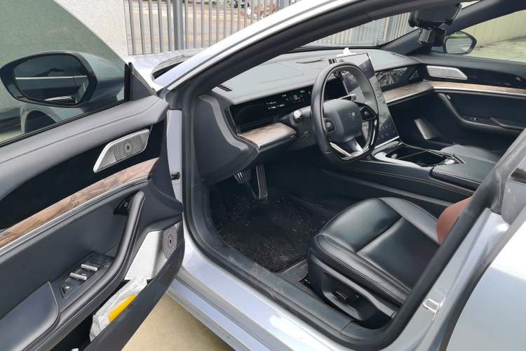 Used NETA S 2024 Pure Electric 520km Rear-Drive Lite Version Driver Seat