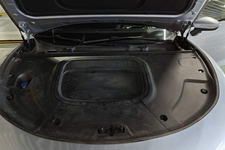 Used NETA S 2024 Extended-Range 1060 Edition Engine Bay