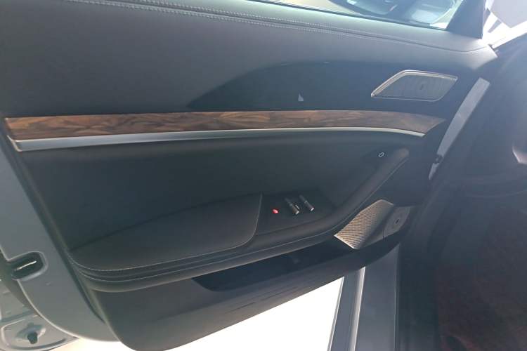 Used NETA S 2024 Pure Electric 520km Rear-Drive AR-HUD Version Left Front Door Interior