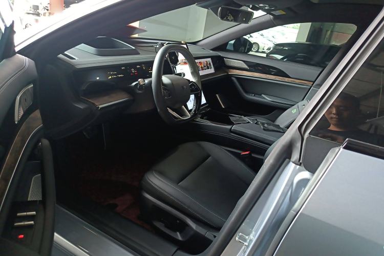 Used NETA S 2024 Pure Electric 520km Rear-Drive AR-HUD Version Left Front Seat