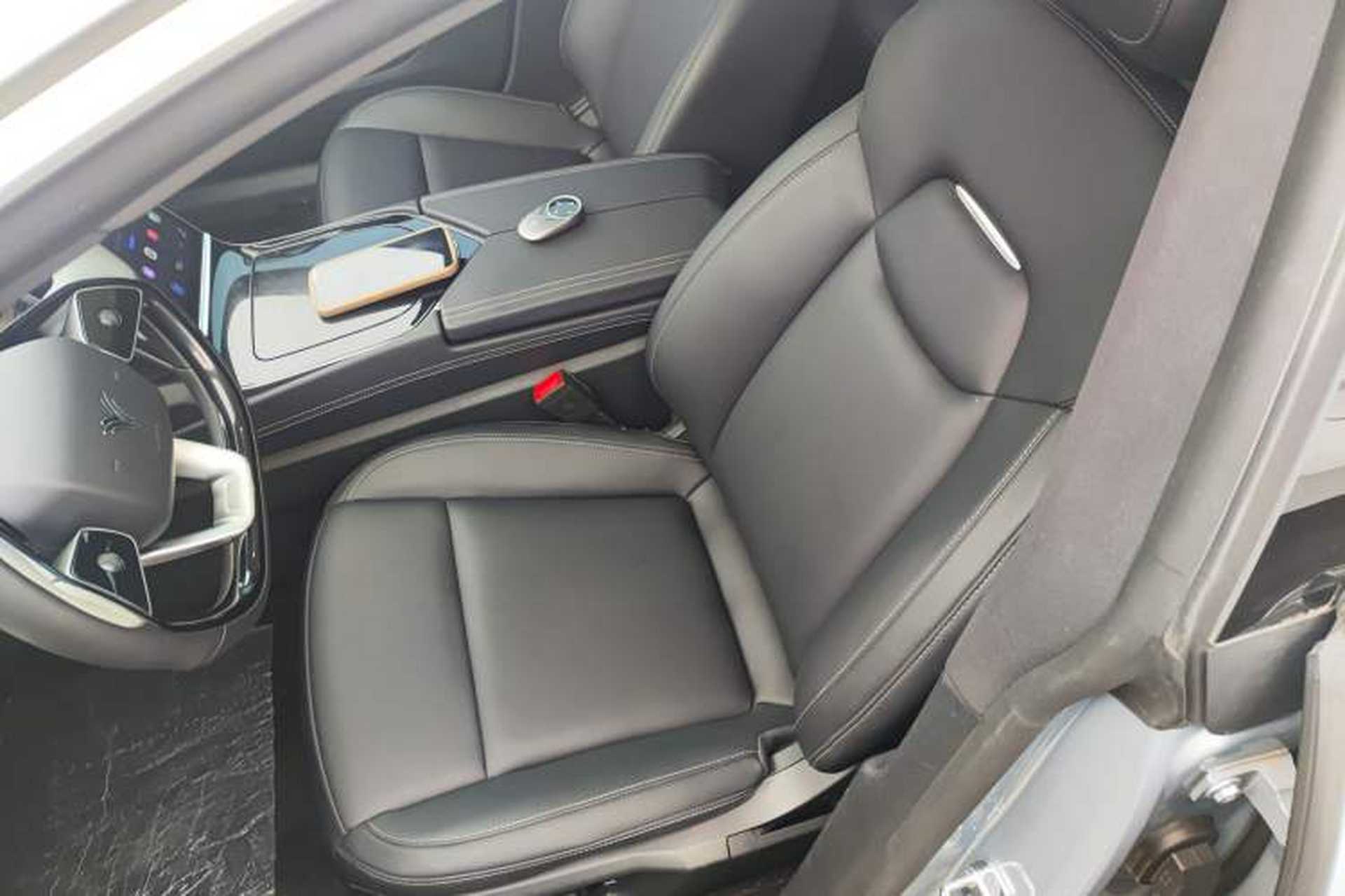 Used NETA S 2024 Pure Electric 520km Rear-Drive Lite Version Left Front Seat