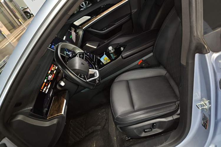 Used NETA S 2024 Extended-Range 1060 Edition Left Front Seat