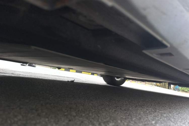 Used NETA S 2024 Range-Extended 1060 Lite Edition Chassis Front Left