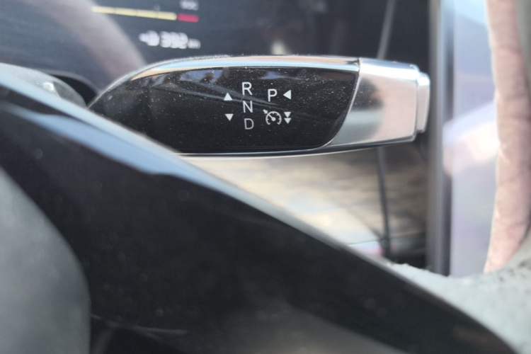 Used NETA S 2024 Pure Electric 520km Rear-Drive Lite Version Gear Lever