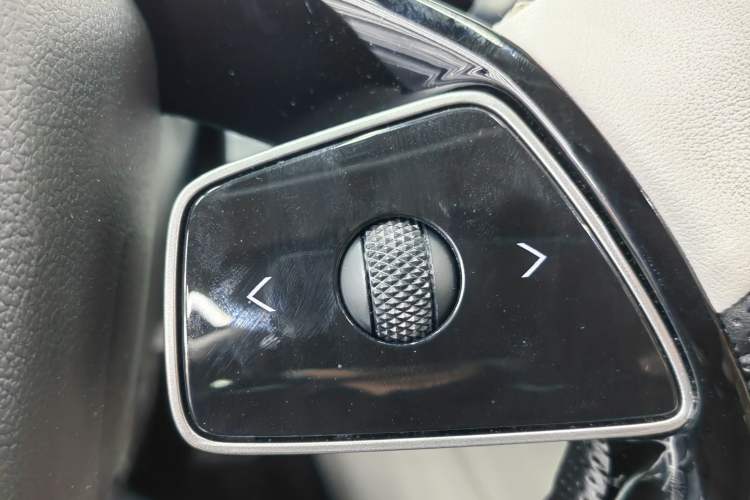 Used NETA S 2024 Revised Version Range-Extended 1160 AR-HUD Edition Interior 1