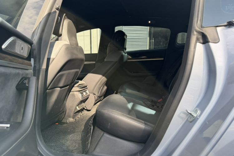 Used NETA S 2024 Extended-Range 1060 Edition Interior 5