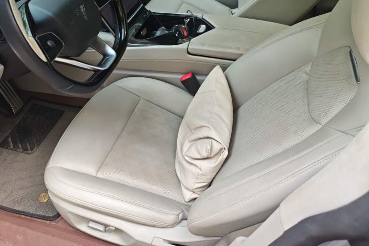 Used NETA S 2024 Pure Electric 520km Rear-Drive AR-HUD Version Left Front Seat