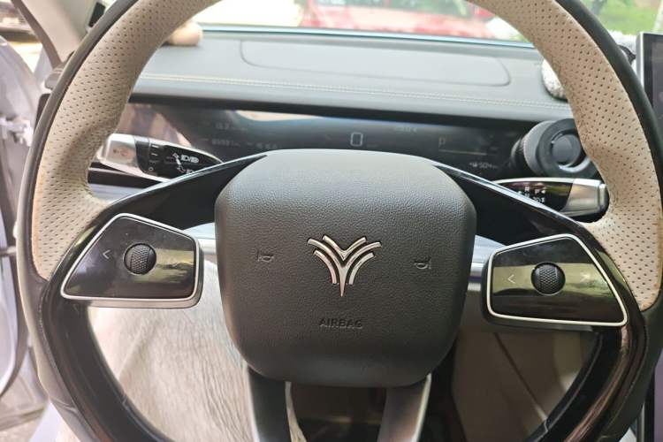 Used NETA S 2024 Pure Electric 520km Rear-Drive AR-HUD Version Steering Wheel