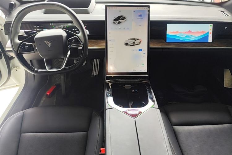 Used NETA S 2024 Revised Version Range-Extended 1160 AR-HUD Edition Center Console
