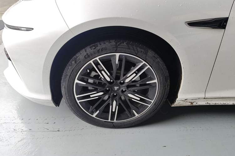 Used NETA S 2024 Pure Electric 520km Rear-Drive Lite Version Exterior 4
