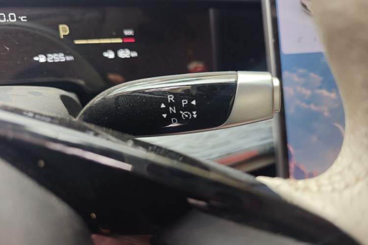 Used NETA S 2024 Extended-Range 1060 Edition Gear Lever