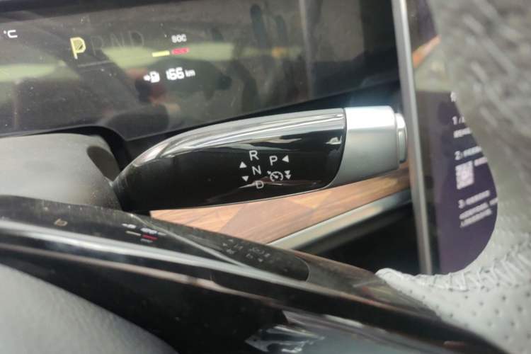 Used NETA S 2024 Pure Electric 520km Rear-Drive Lite Version Gear Lever