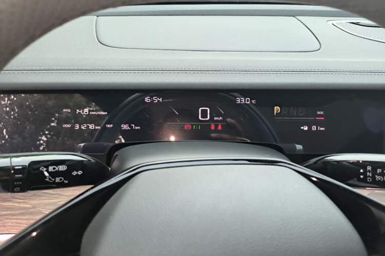 Used NETA S 2024 Pure Electric 520km Rear-Drive Lite Version Instrument Cluster