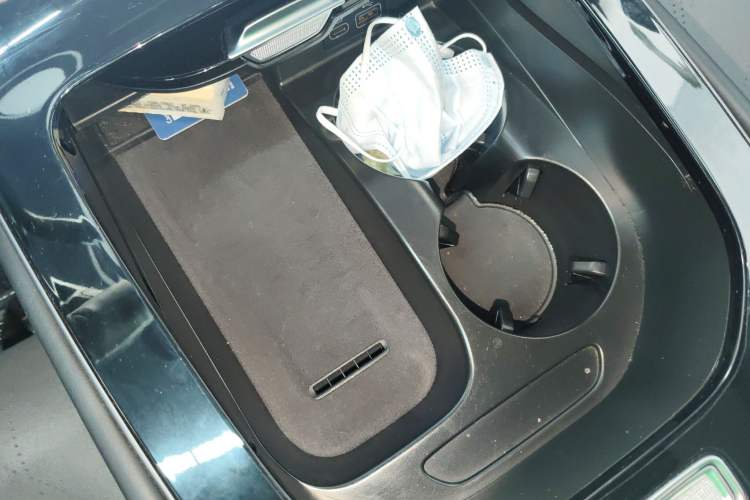 Used NETA S 2024 Pure Electric 520km Rear-Drive Lite Version Interior 1