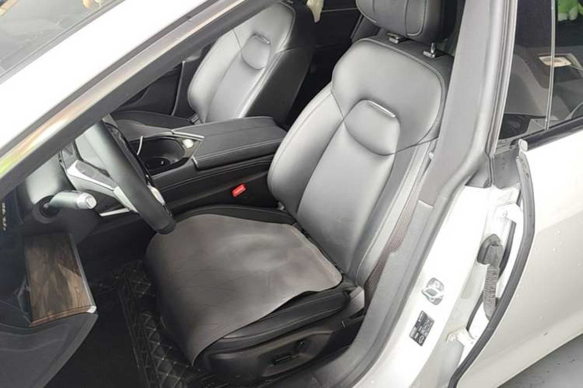 Used NETA S 2024 Pure Electric 520km Rear-Drive Lite Version Left Front Seat
