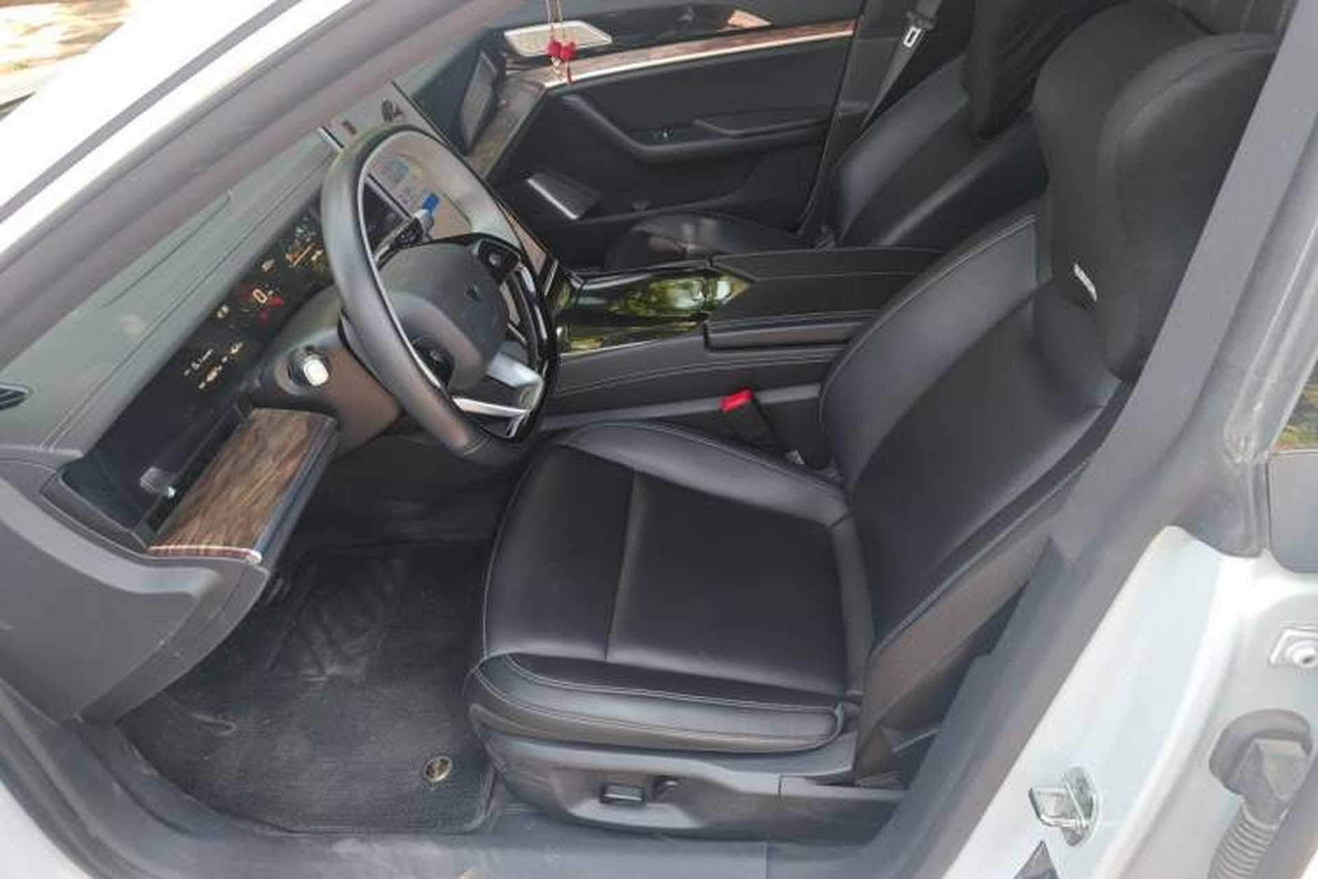 Used NETA S 2024 Pure Electric 520km Rear-Drive Lite Version Left Front Seat