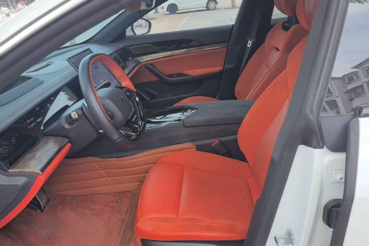 Used NETA S 2024 Extended-Range 1060 Edition Left Front Seat