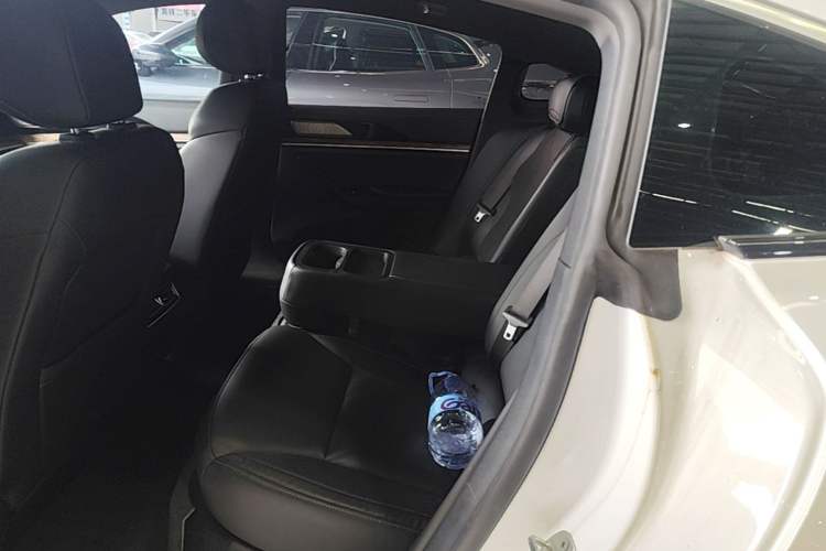 Used NETA S 2024 Revised Version Range-Extended 1160 AR-HUD Edition Left Rear Seat
