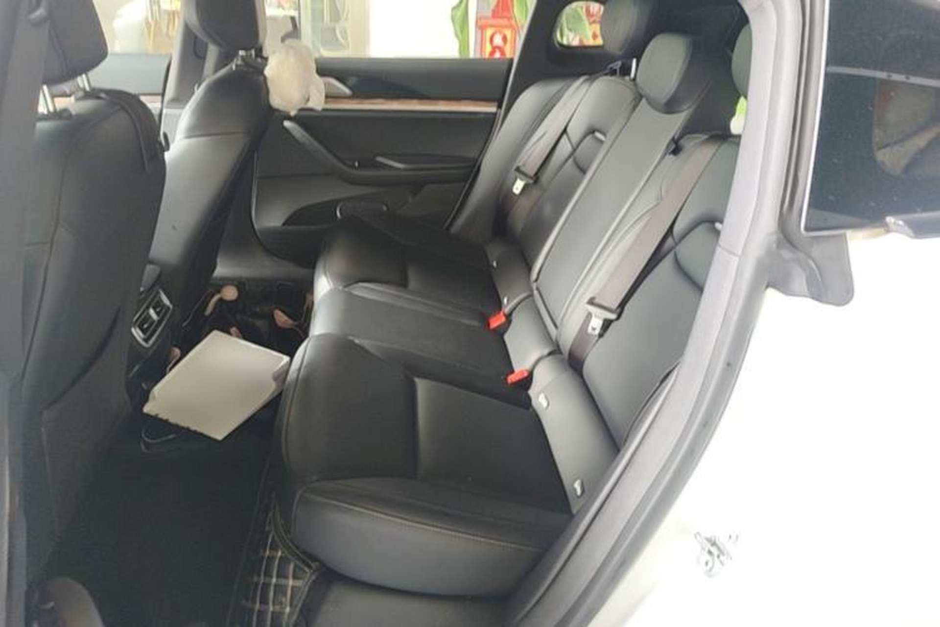 Used NETA S 2024 Pure Electric 520km Rear-Drive Lite Version Left Rear Seat