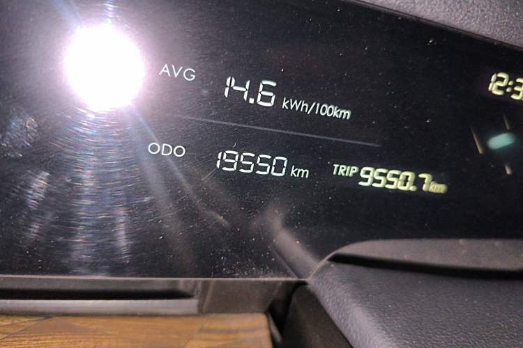 Used NETA S 2024 Pure Electric 520km Rear-Drive Deluxe Edition Odometer Close Up