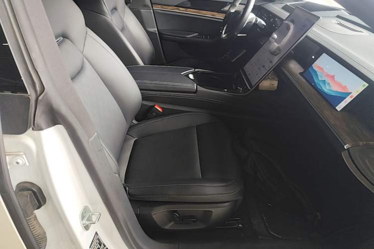 Used NETA S 2024 Revised Version Range-Extended 1160 AR-HUD Edition Right Front Seat